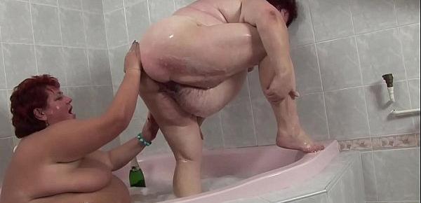  BBW Puts A champagne Bottle In Her Fat Old Pussy - Granny